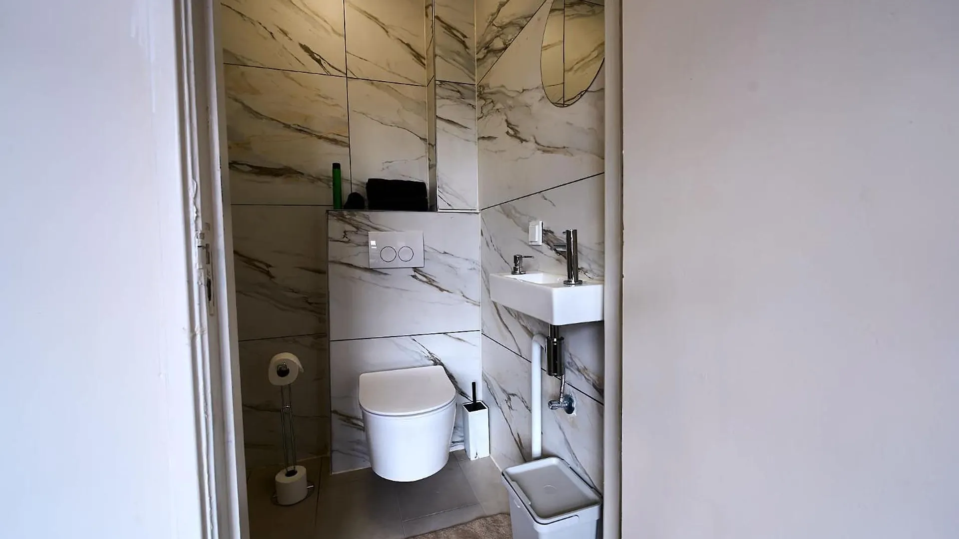 Cozy & Fully Equipped Studio In Eindhoven 1 0*,  Nederländerna